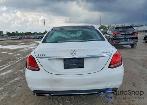 2015 Mercedes-Benz C 300 4Matic from USA, damaged, VIN 55SWF4KB3FU058272